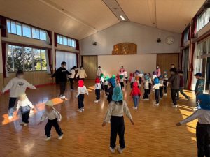 大学生と